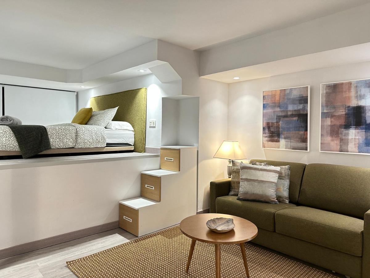 Suites 18 - Hostatel Granada Exteriér fotografie